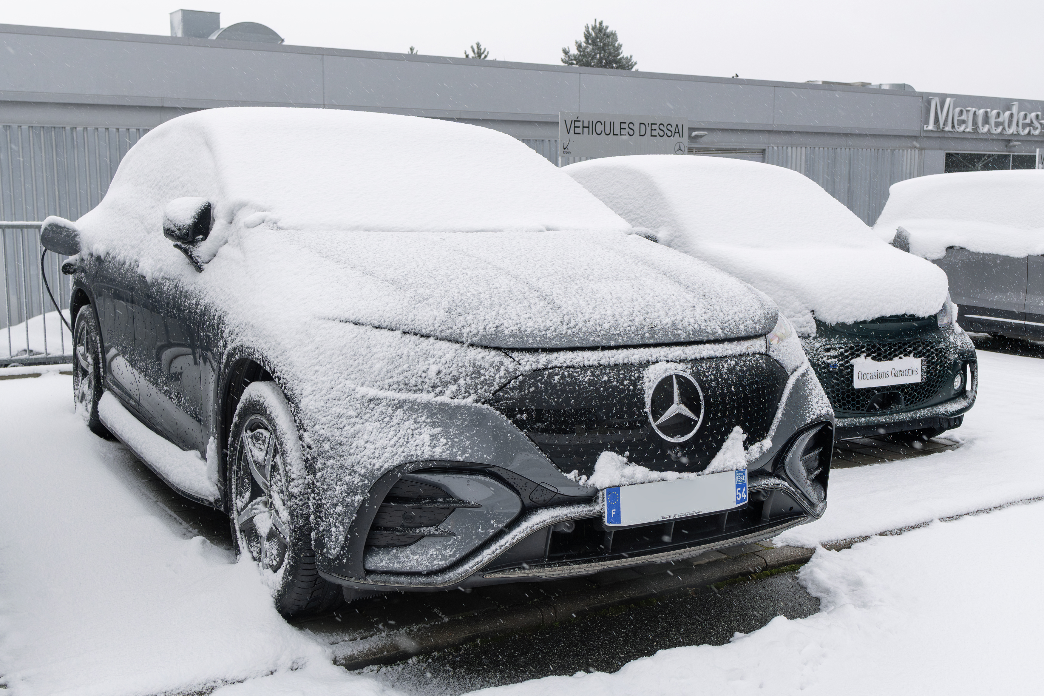 Mercedes-Benz EQE SUV