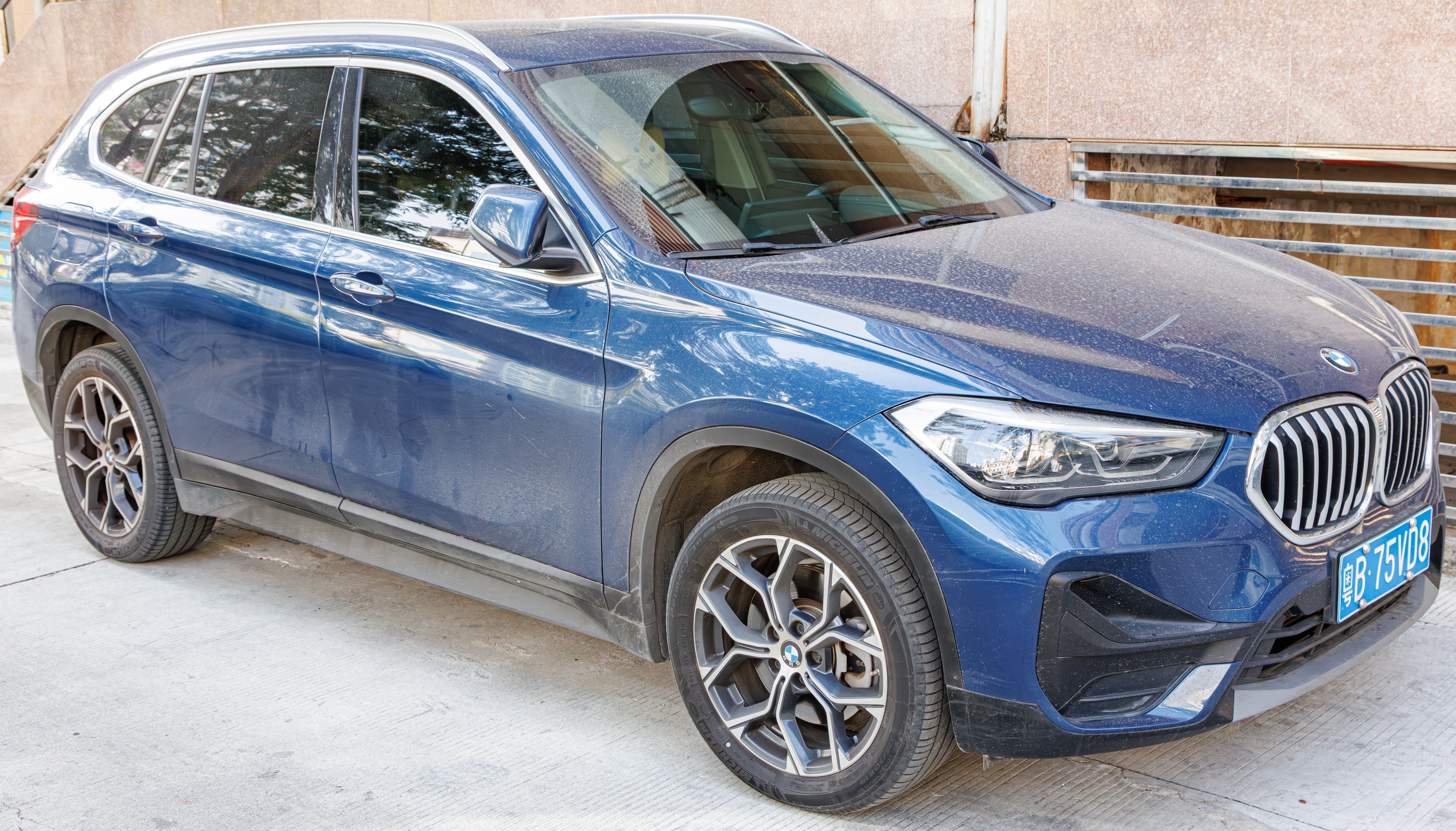 BMW X1