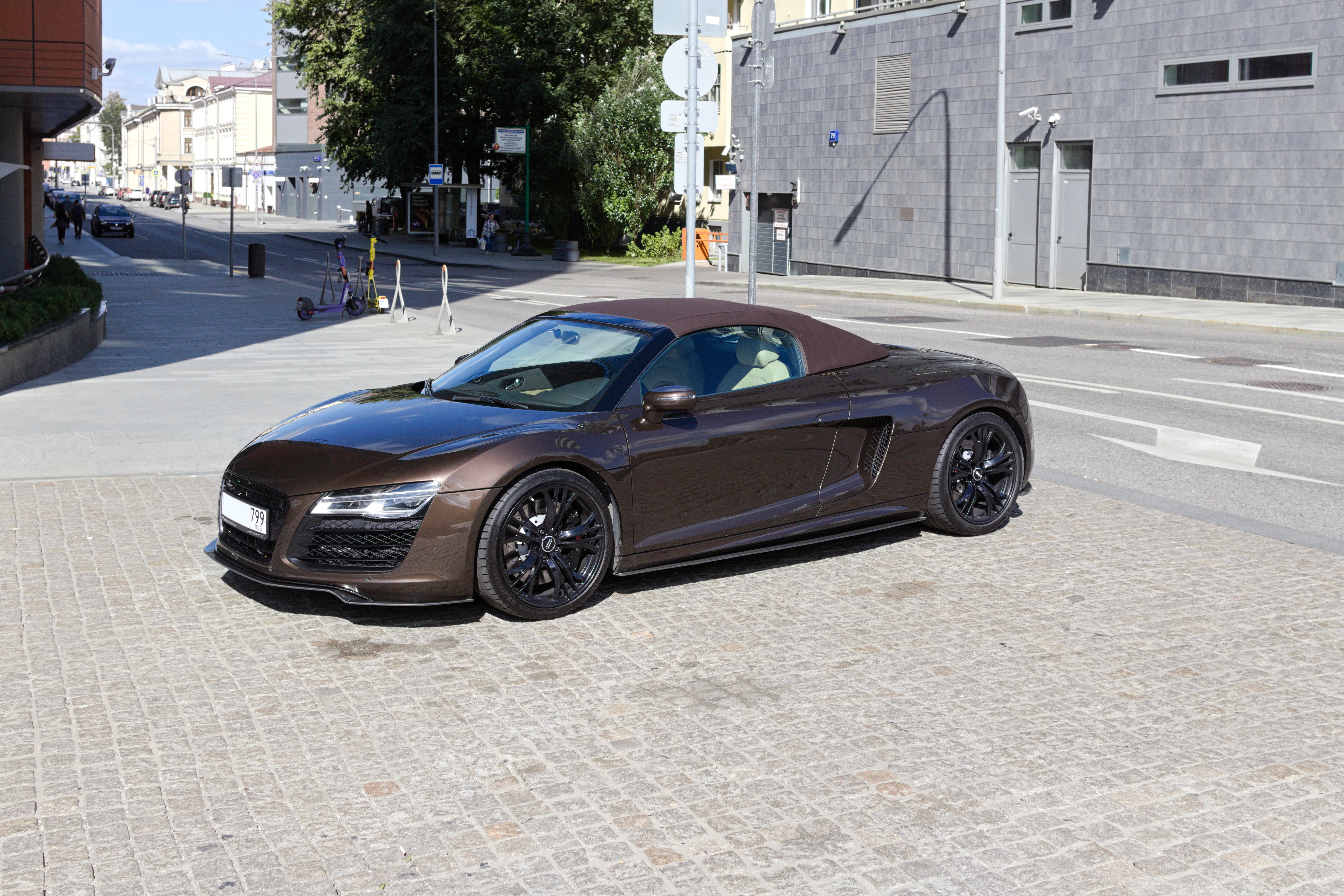 Audi R8
